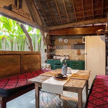 Kayu Beach Villa By Twospaces, Nusa Dua Beach Buitenkant foto